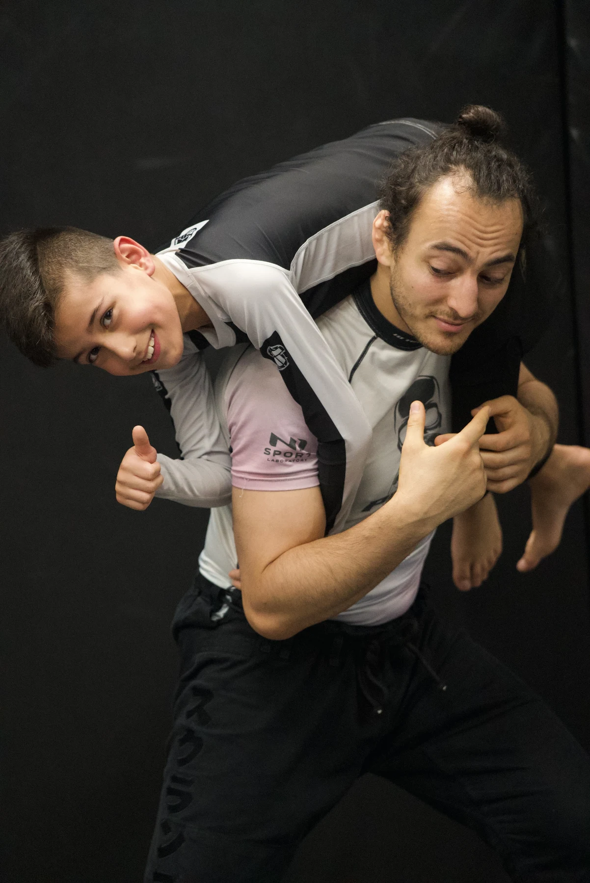 ბანაკის მონაწილეები — Amar Musa visiting Gymnasia from Germany — learning through grappling
